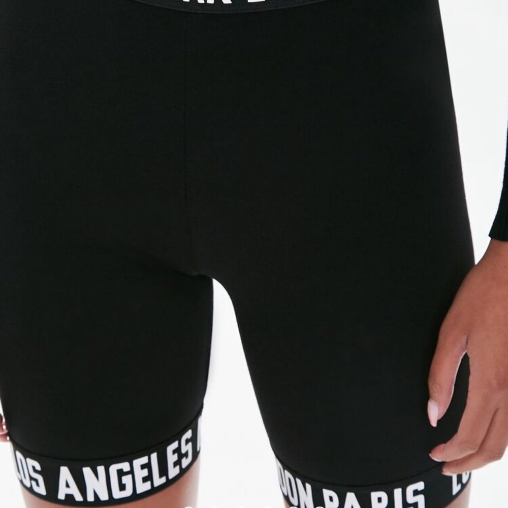 NWT F21 city graphic biker shorts | Size XL - Picture 6 of 9